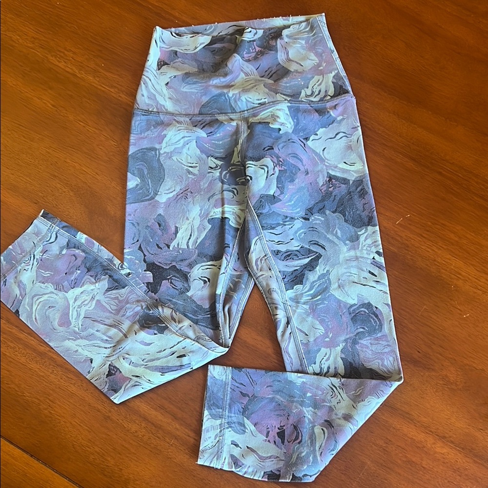 Lululemon Floral Patterned Leggings